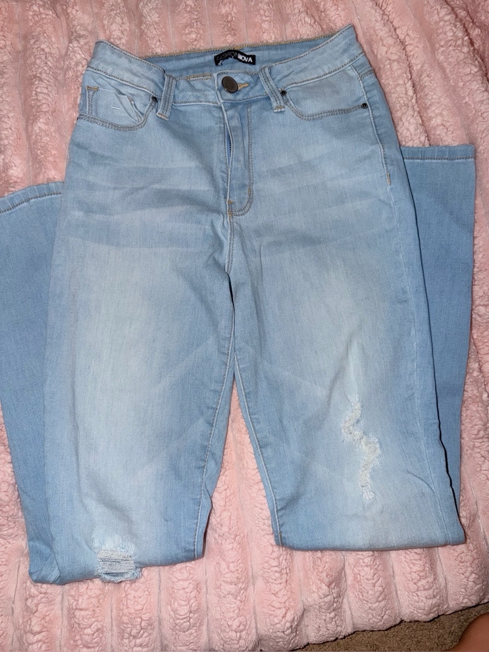 Fashion Nova Light Wash Distressed Skinny Jeans Size 5